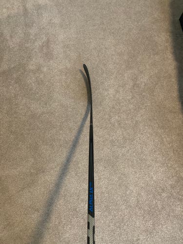 Senior Right Handed W03 Pro Stock Covert QR5 Pro Hockey Stick