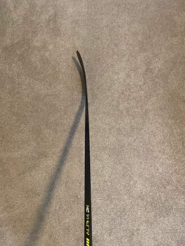 Senior Right Handed W03 Pro Stock Alpha DX Hockey Stick