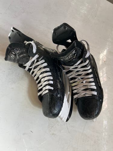 Used Bauer Regular Width Size 7.5 Supreme Mach Hockey Skates