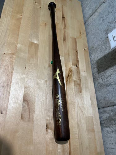 Mizuno Youth Wood Bat 28”