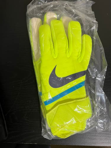 Nike GK Phantom Shadow Soccer Goalkeeper Gloves CN6758-702 Adult Size 9