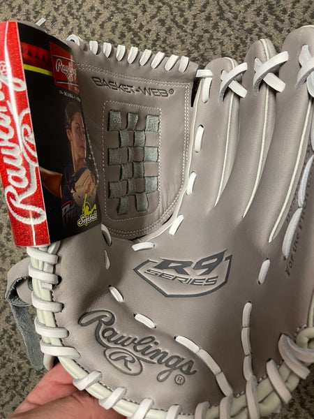 Rawlings R9 12” Right hand throw softball glove