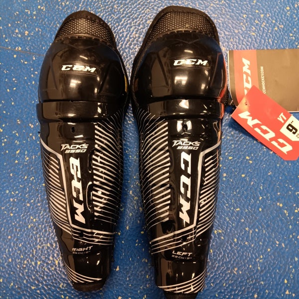 New 9" CCM Tacks 9550 Shin Pads