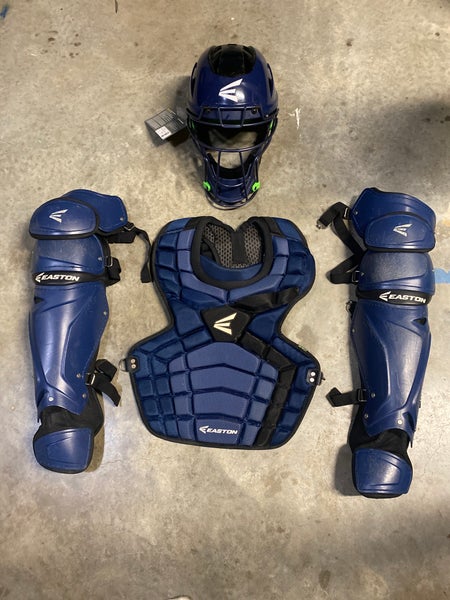Easton Mako Catchers Set