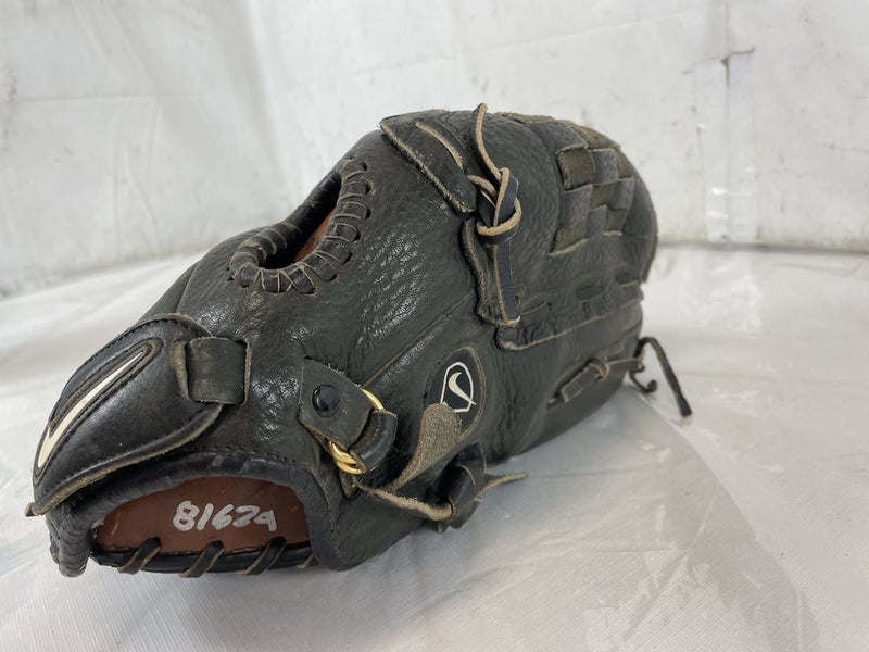 Baseball – Equipment – Nike Gear