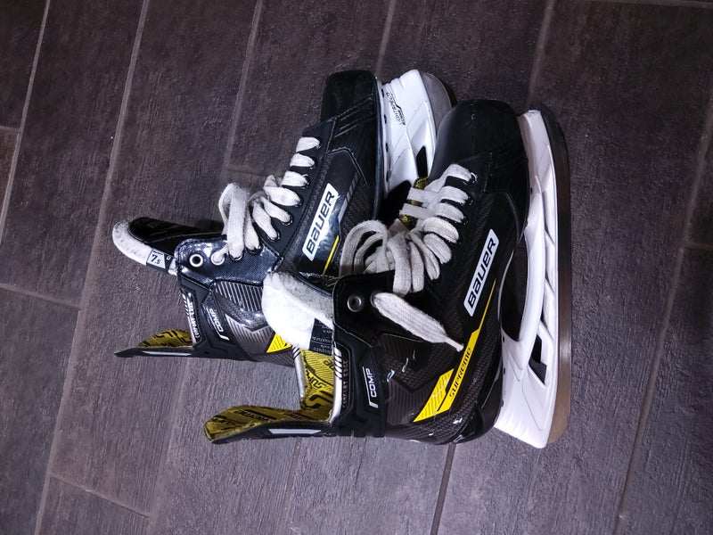 Senior Used Bauer Supreme Hockey Skates Regular Width Size 7.5