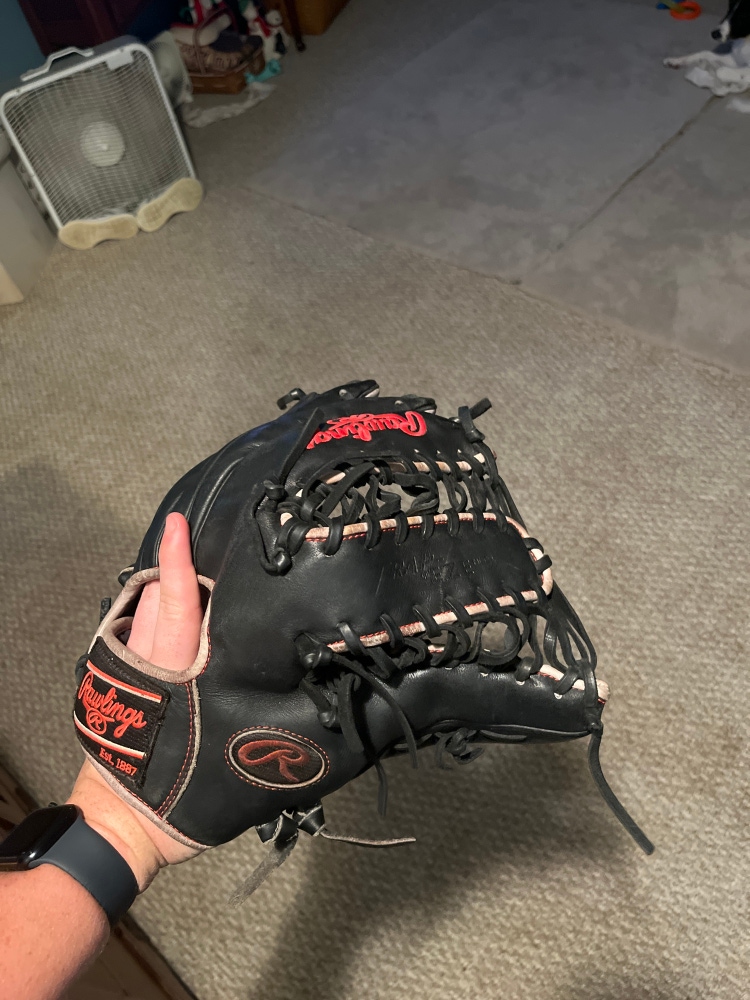 Used Outfield 12.75" Heart of the Hide Baseball Glove