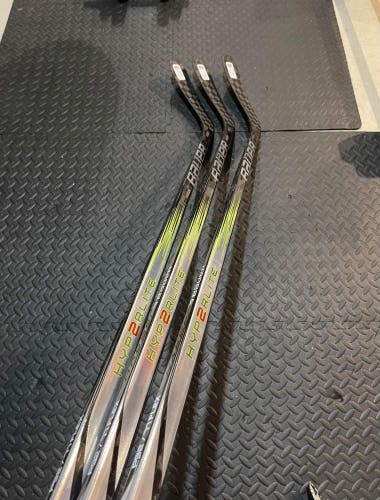 Senior Left Hand P92 Bauer Vapor Hyperlite 2 Hockey Stick,ccm,True