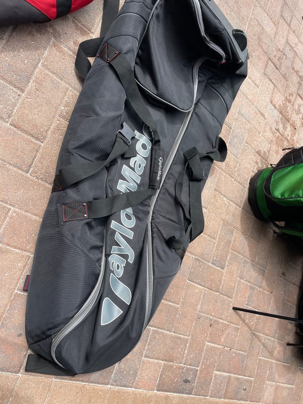 Taylormade golf travel bag