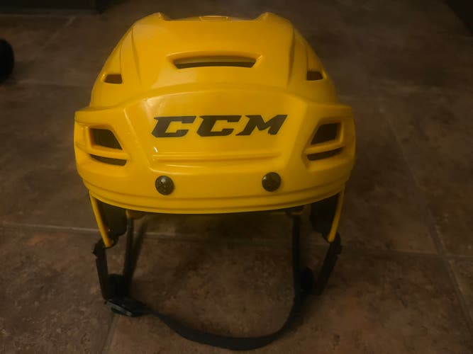 Used Medium CCM  Tacks 310 Helmet