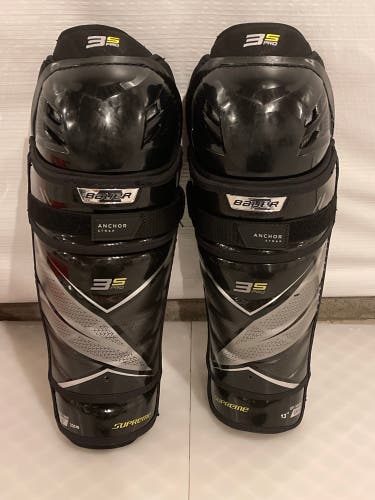 Used Bauer  Supreme 3S Pro Shin Pads