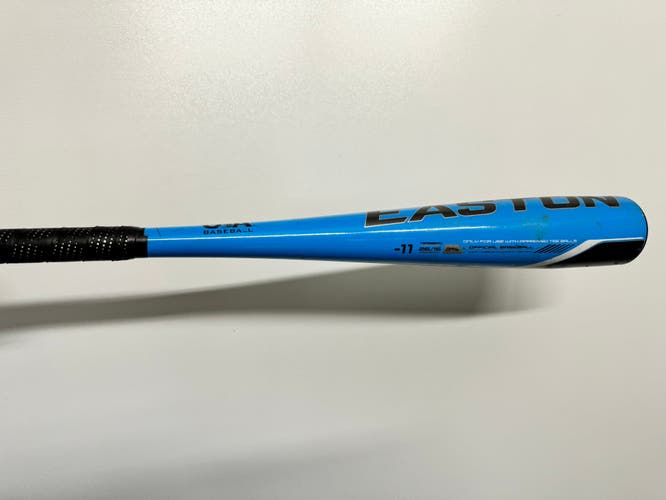 Used  Easton (-11) 15 oz 26" Beast Speed Bat