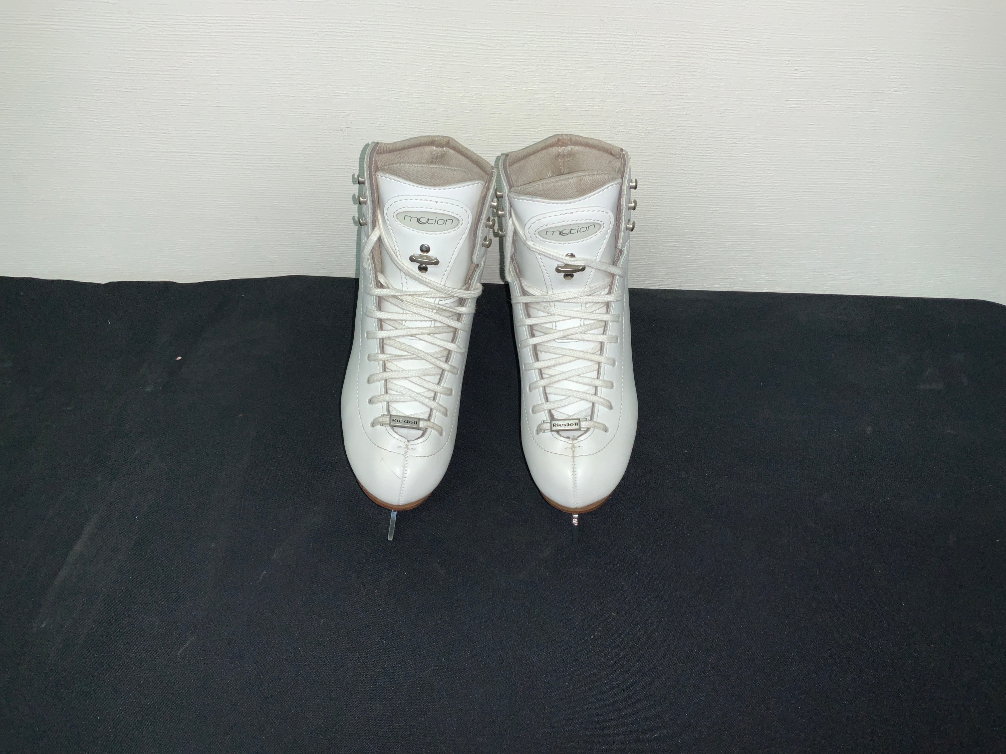 Used Riedell 25 Motion Figure Skates Size 3