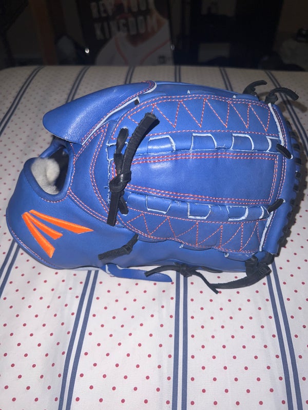 New 2019 Right Hand Throw Easton Pitcher's PR-D46ED Baseball Glove 12"
