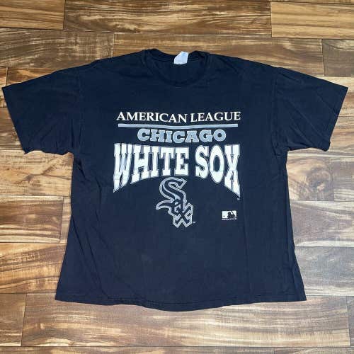 Vintage 1992 Chicago White Sox T-Shirt American League Hanes XL Black DISTRESSED