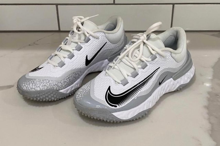 Nike Alpha Huarache Elite 4 Turf