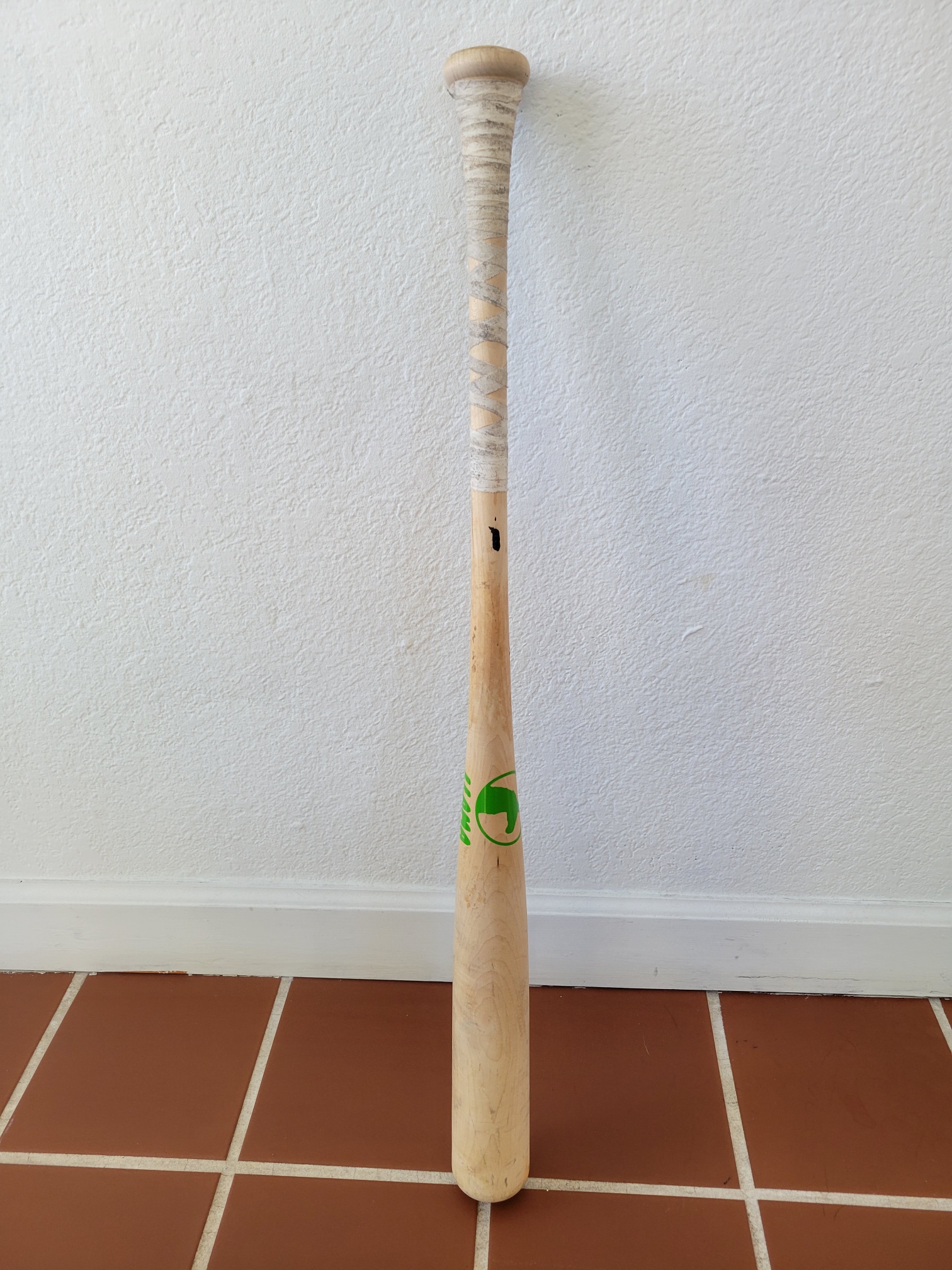 Llama Pro Maple Bat (-3) 29 oz 32"