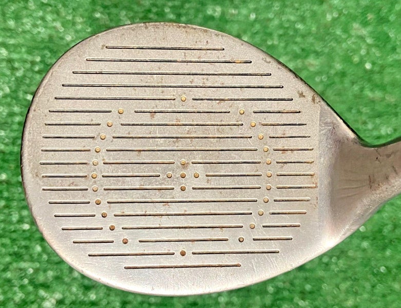 Knight Golf Escape Sand Wedge The Ultimate Weapon Men's RH Stiff Steel 35.25 In.