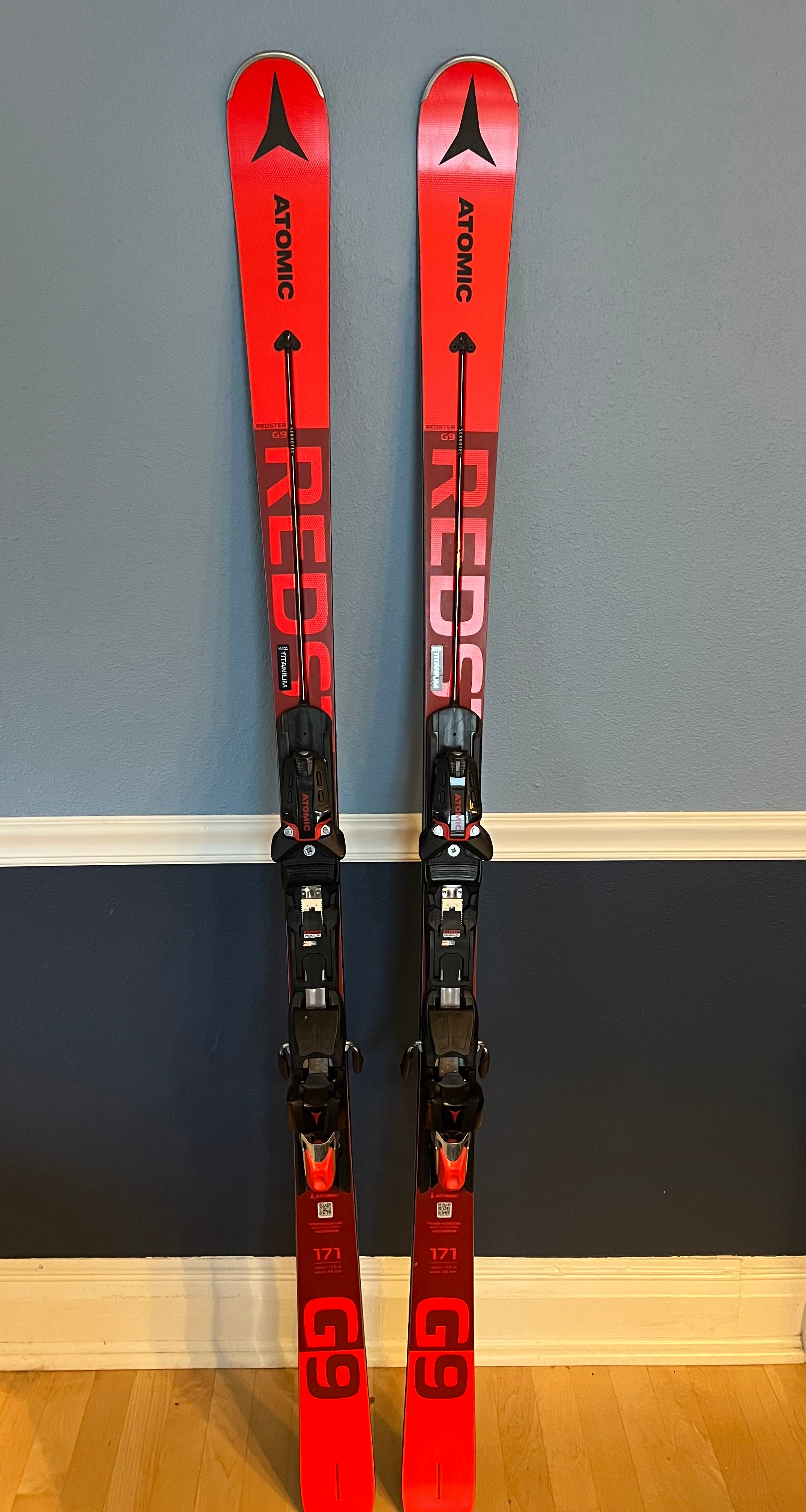 2022 Atomic Redster G9 Skis, 171 cm | SidelineSwap | Buy and Sell