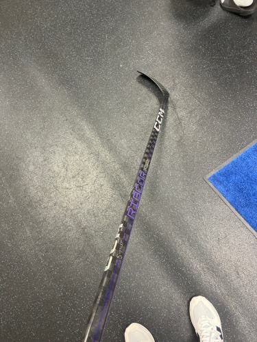 Senior Right Handed P29 Pro Stock RibCor Trigger 7 Pro Hockey Stick