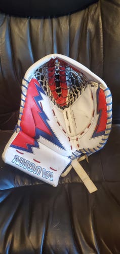 Used Vaughn V9 Pro Carbon Glove