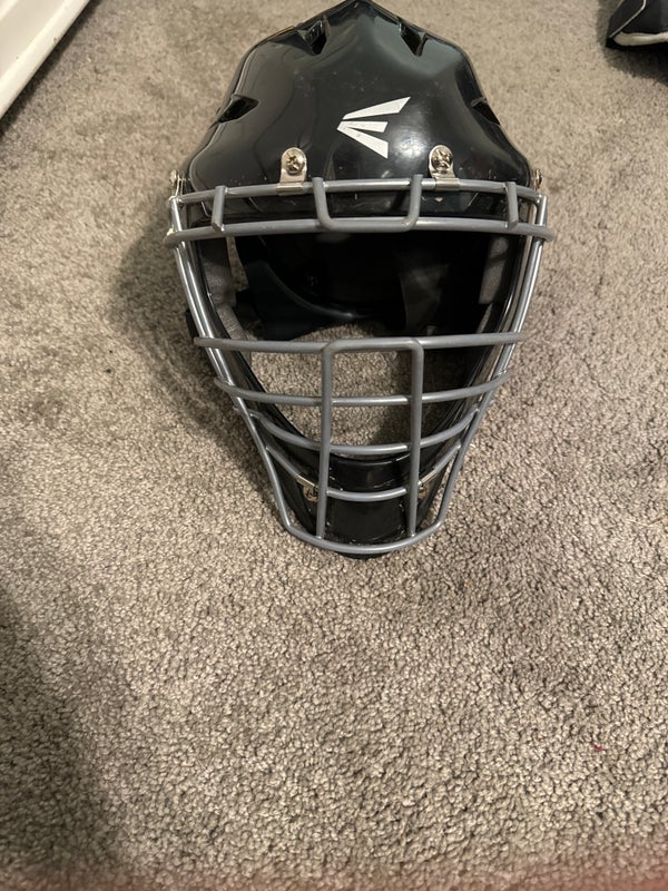 Easton Catchers Gear Box Set (age 13-15) - sporting goods - by owner - sale  - craigslist