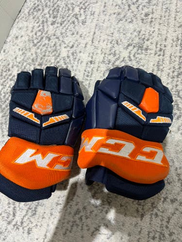 Used CCM 13" Pro Stock HG42 Gloves