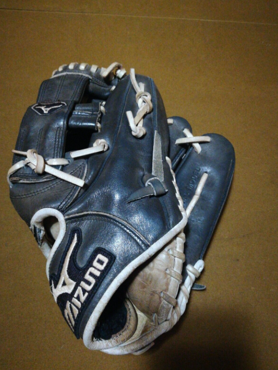 Mizuno Vintage Pro 11.75 inches infield baseball glove for Sale in  Coronado, CA - OfferUp