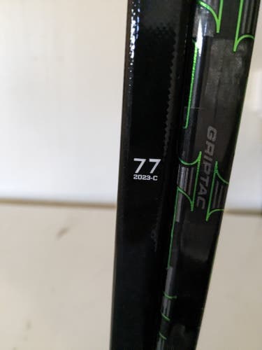 @Capriggles Bauer Right Handed Supreme 2S Pro Hockey Stick