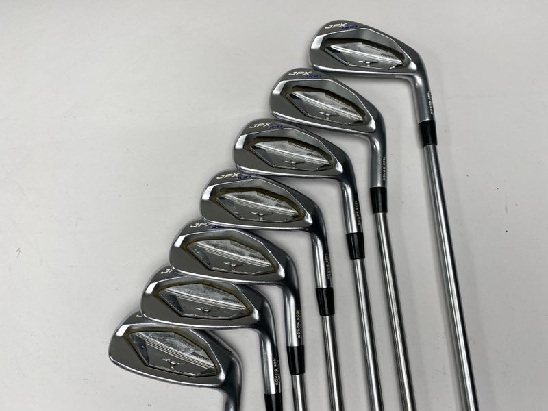 Mizuno JPX 900 Forged Iron Set 4-PW KBS Tour C-Taper Lite 110g