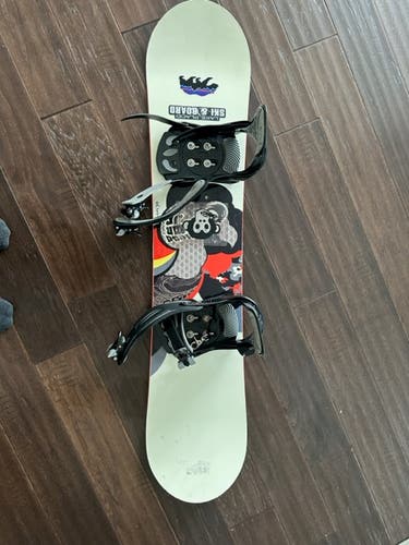 Used Kid's HEAD 118cm Snowboard All Mountain With Bindings