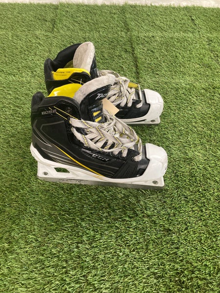 Junior Used CCM Tacks 6092 Hockey Goalie Skates D&R (Regular) 5.0