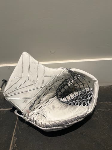 580 Break True Catalyst PX3 Goalie Glove