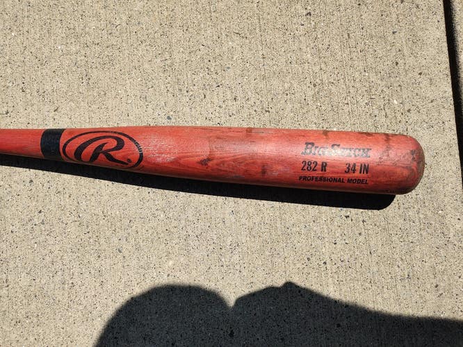 Used Rawlings Big Stick Bat- 282R  32.5 oz 34"