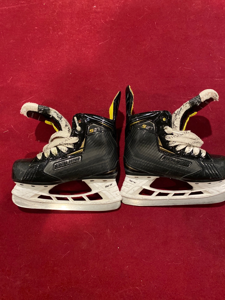 Used Bauer Regular Width  Size 12 Supreme S27 Hockey Skates