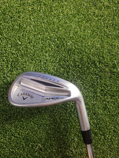 Used Men's Callaway Right Handed Apex Pro Wedge 46 Degree
