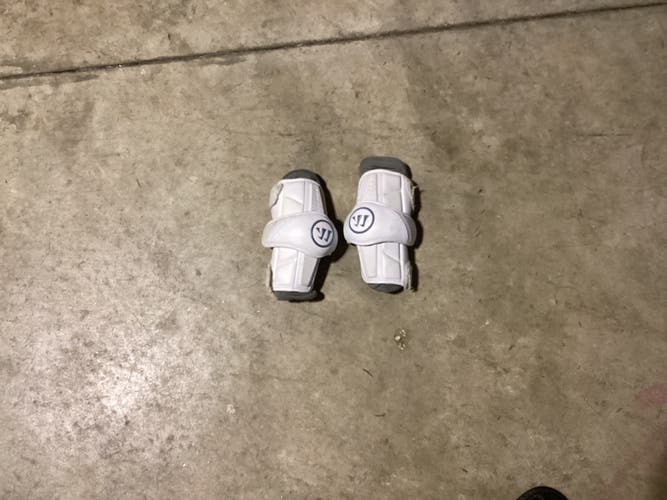 Adult Used Warrior Burn Pro Arm Pads Medium