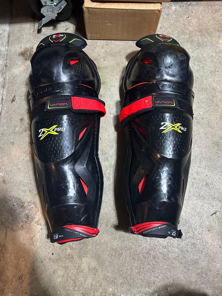 Used Bauer 15" Vapor 2X Pro Shin Pads