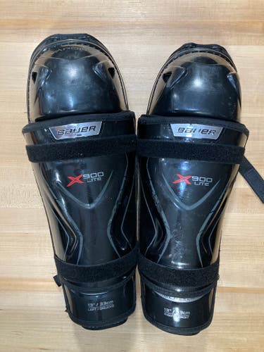 Used Bauer Vapor X900 Shin Pads
