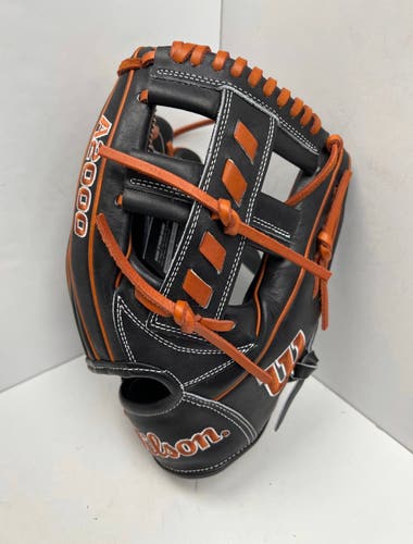 Infield 11.5" A2000 Baseball Glove