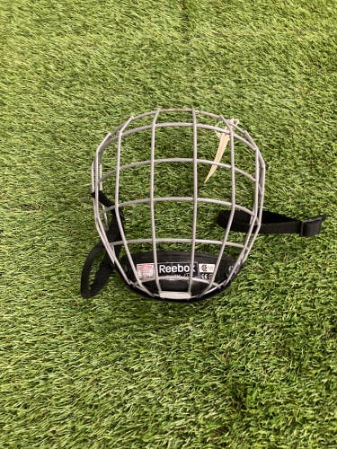 Used Large Reebok 5K Full Cage