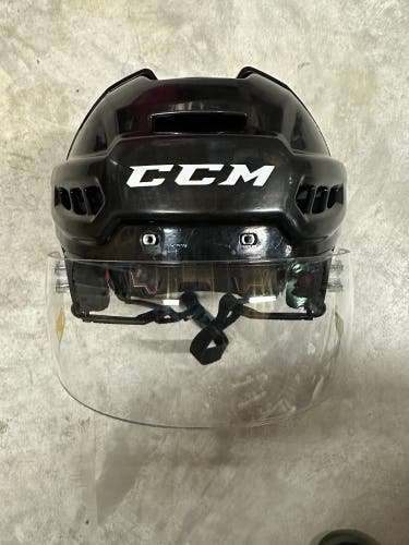 Used Large CCM FL500 Helmet