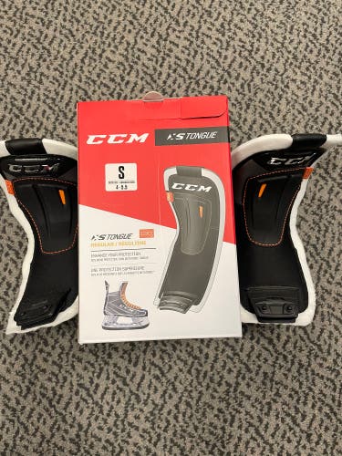 CCM XS Tongue Small (size 4-5.5)