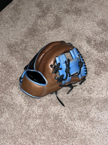 44 Pro 574 Baseball Glove  New and Used on SidelineSwap