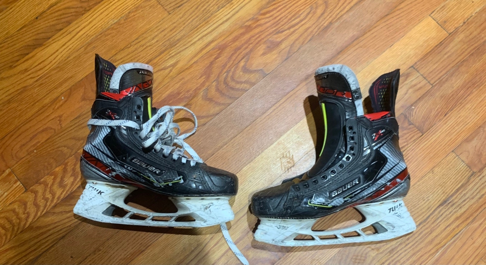 Used Bauer Regular Width  Size 7.5 Vapor 2X Pro Hockey Skates