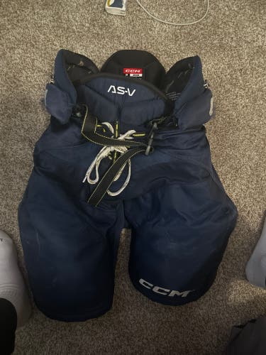 Senior Medium CCM Tacks AS-V Hockey Pants