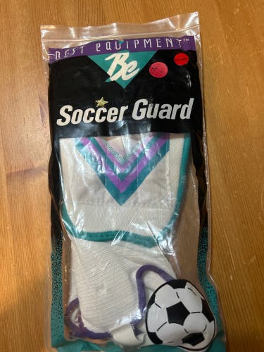 Best Equipment  PeeWee Soccer Shin Guard