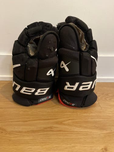 Bauer Vapor 3X Pro 14” Gloves
