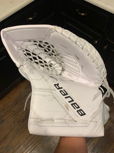 Bauer Pro Mach Hockey Goalie Glove