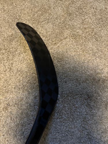 New Pro Stock Right Handed P92M Pro Stock Vapor Hyperlite Hockey Stick